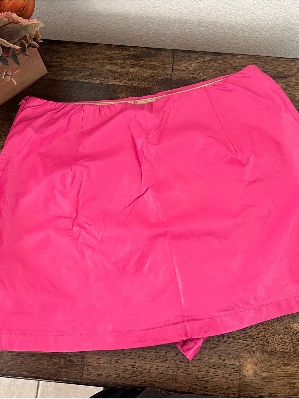 Paliskates faux leather Hot Pink Skort